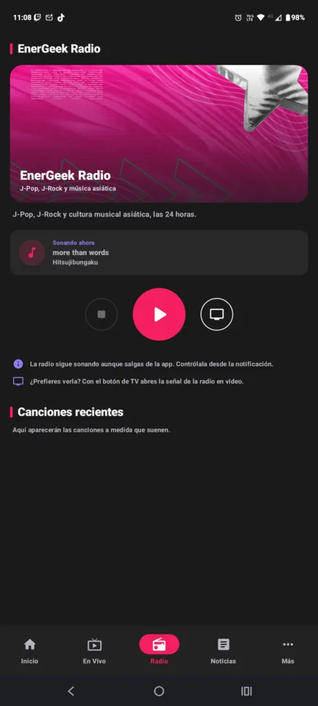 Pantalla de EnerGeek Radio en Android con la canción en reproducción y la sección de canciones recientes.